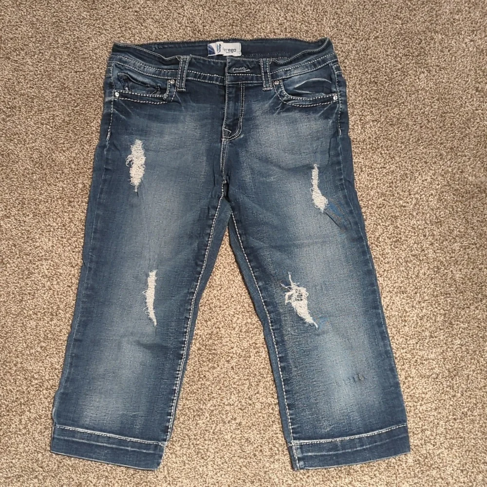 Alterego Capris - Picture 1 of 3